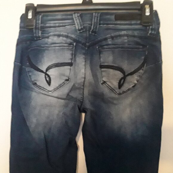 YMI ladies size 0 dark blue stonewash jeggings a/zipper and button fly - Picture 4 of 7